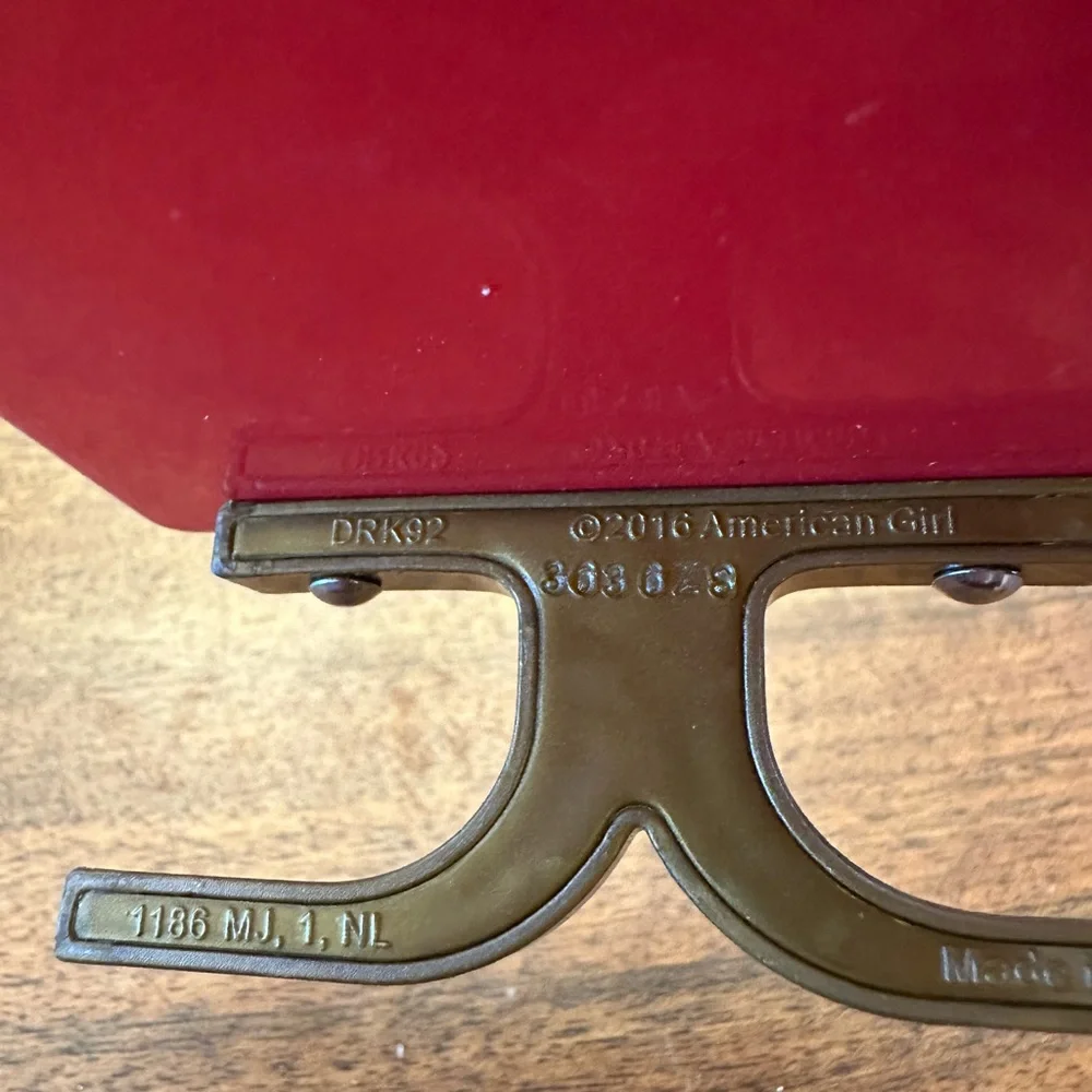 AMERICAN GIRL 2016 Tray